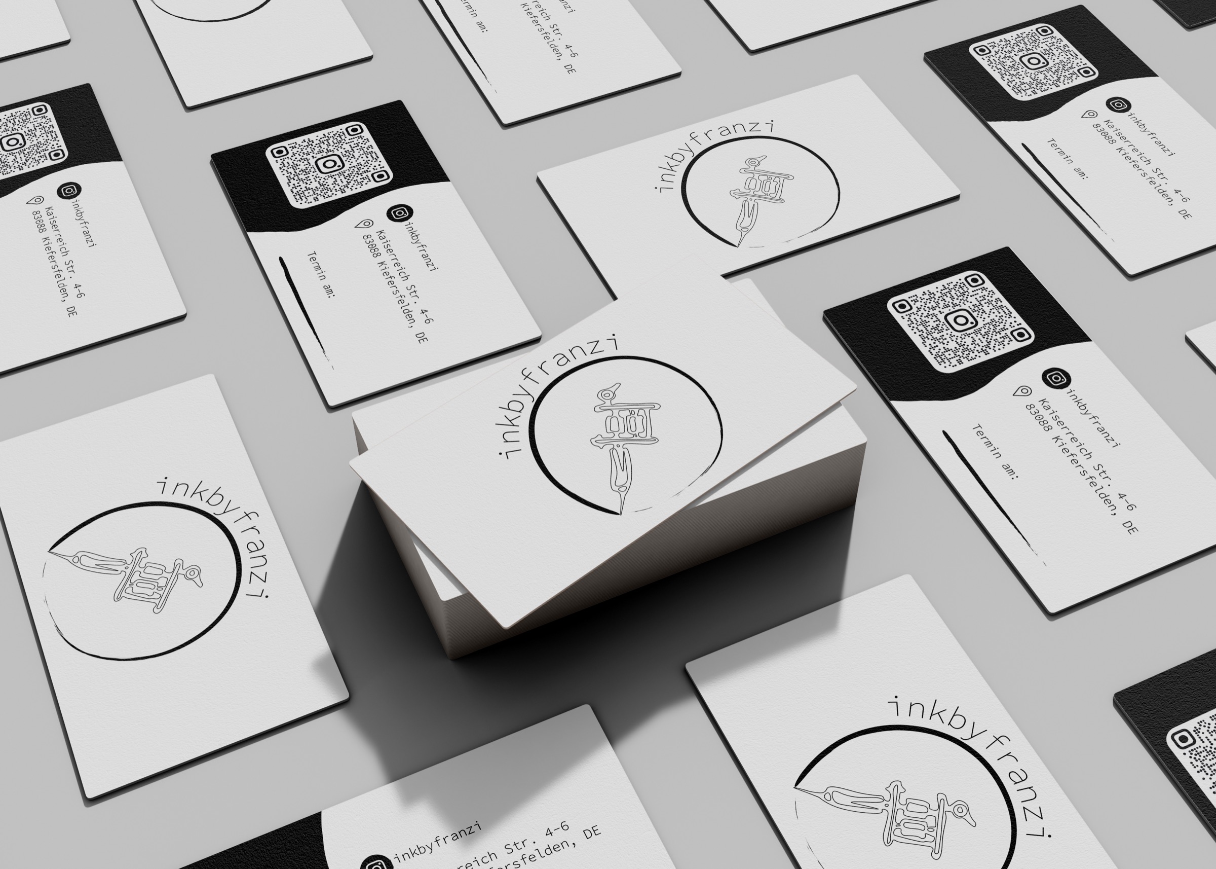 Visitenkarten von inkbyfranzi mit Logo und QR-Code